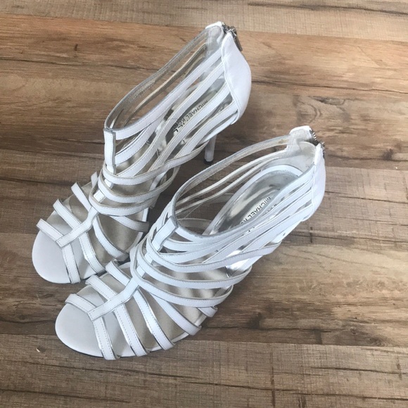 Brand new, never worn. - Picture 2 of 3